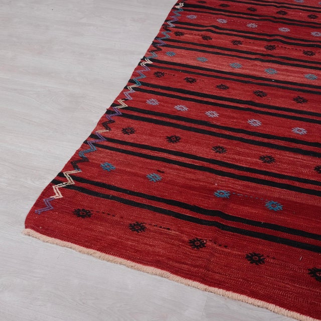 Kilim Runner Rug in Wool in Shades of Red with Oriental Decorations For Sale - Image 9 of 12