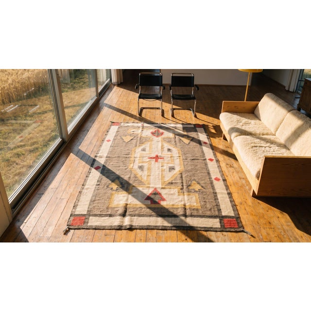 Gray 1920s Gray White Abstract Geometric Antique American Navajo Flat Weave Rug 3'10" X 5'8" Wool Carpet For Sale - Image 8 of 9