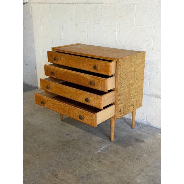 Mid-Century Modern Vintage Small Oak Dresser With 4 Drawers Sunburst Knobs and Tapered Legs Denmark 1960s For Sale - Image 3 of 12