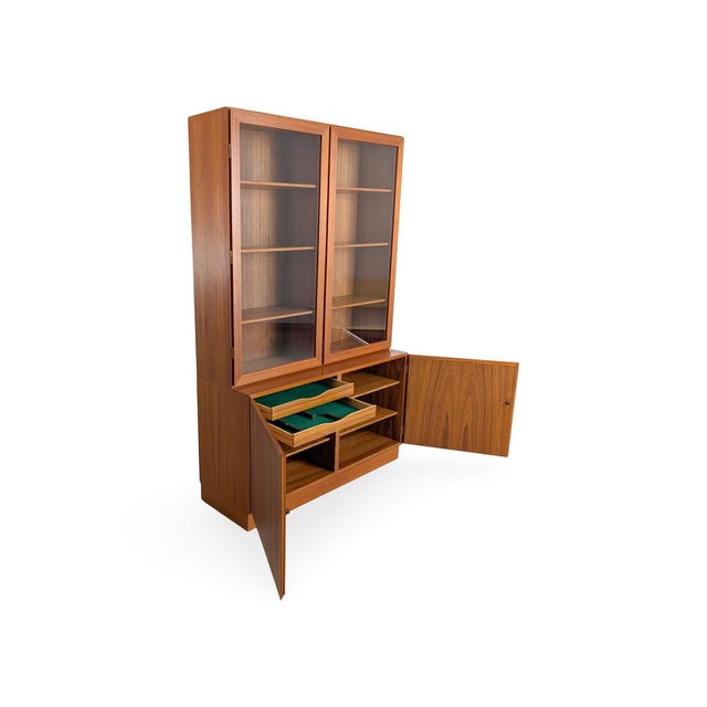 Gunni Omann Vintage Teak Display Cabinet by Gunni Omann for Omann Jun For Sale - Image 4 of 10