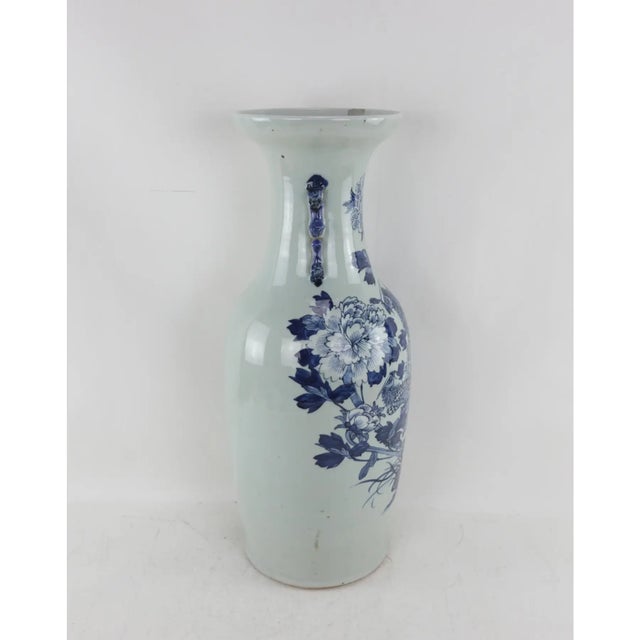 Chinese Chinese Mid-Qing Dynasty Celadon Blue and White Vase For Sale - Image 3 of 12