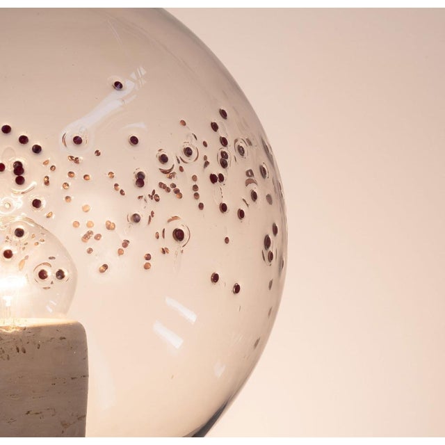 Clear Glass Table Lamp with Red Glass and Travertine Marble Base from La Murrina, 1970s For Sale - Image 4 of 9