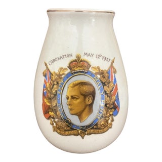 HRH Edward VIII of Great Britain Coronation Vase, 1936-1937 For Sale