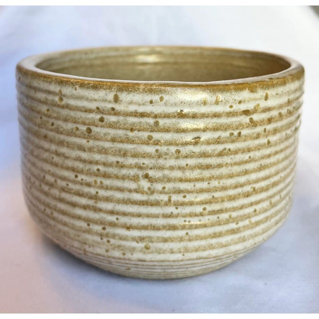 Tan Mid 20th Century Zanesville Pottery Hand Thrown Ribbed Bowl For Sale - Image 8 of 8