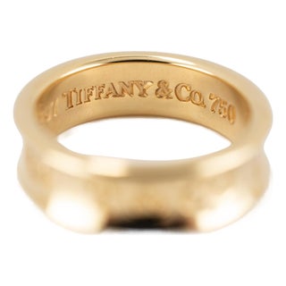 Vintage Tiffany & Co. 1837 Medium Model 18k Yellow Gold Concave Band Ring, Size 6.5 For Sale