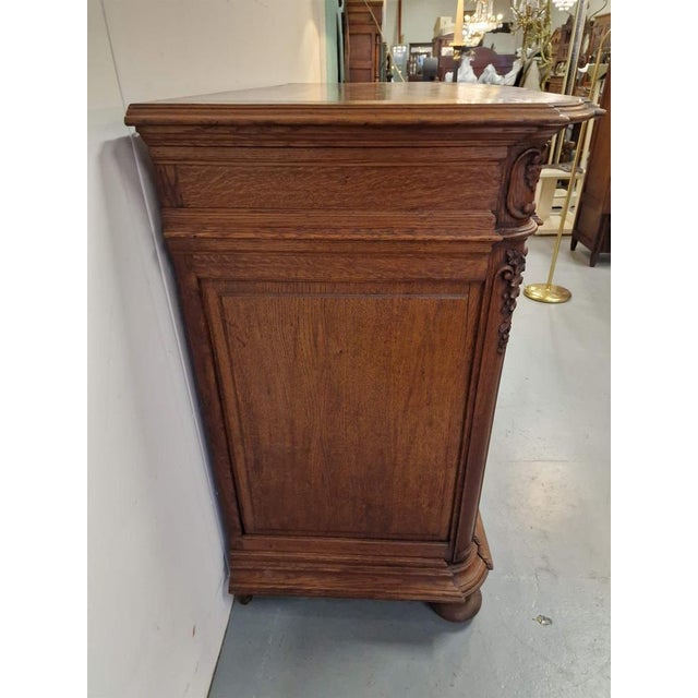 Sideboard with beautiful carvings.France.Oak.1920s.Dimensions: Height 110cm; length 146cm; depth 61cm