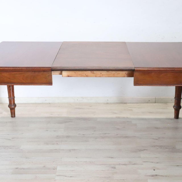 20th Century Extendable Dining Table in Walnut and Oak Wood For Sale - Image 5 of 15
