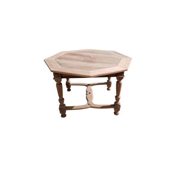 Condition consistent with age, fully checked in our workshop This piece has an attribution mark, I am sure that it is...
