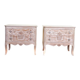 Davis Cabinet Company Pair of Nightstands For Sale