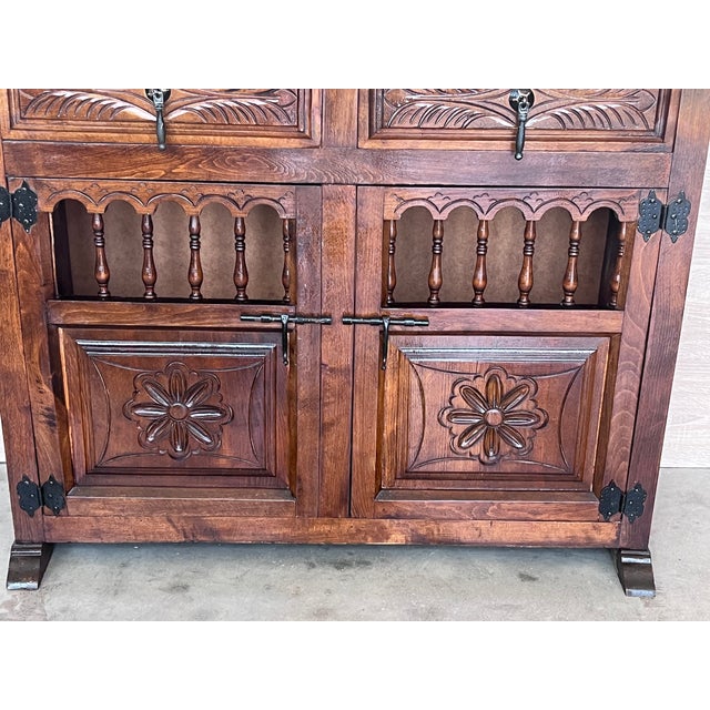 20th Century Large Catalan Spanish Baroque Carved Walnut Credenza or Buffet For Sale - Image 10 of 12