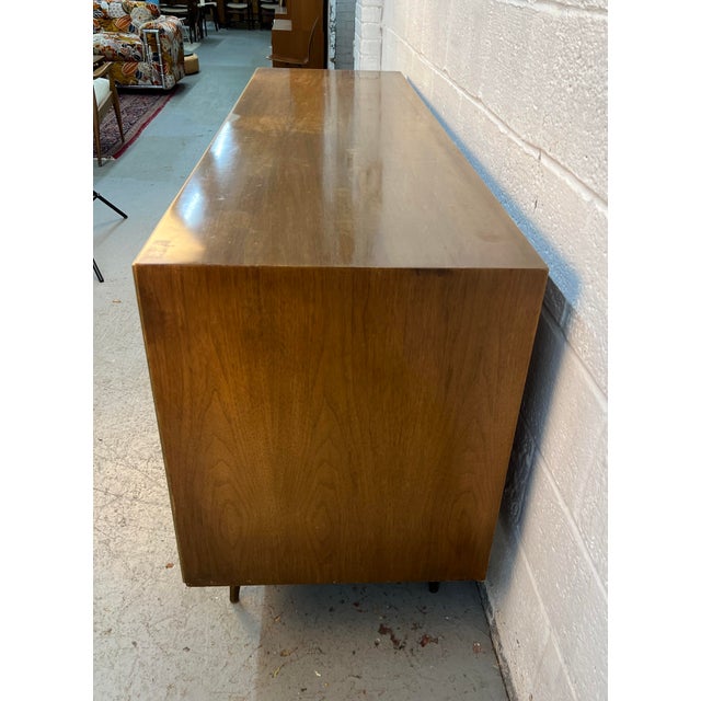 Wood Mid-Century Modern Walnut and Brass Six Drawer Dresser For Sale - Image 7 of 18