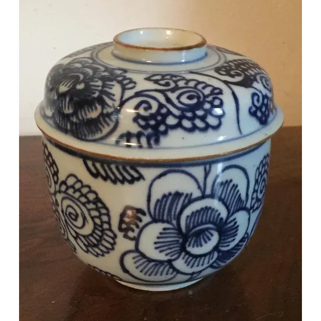 White 18th Century Chinese Kangxi Blue & White Porcelain Jar and Cover For Sale - Image 8 of 11