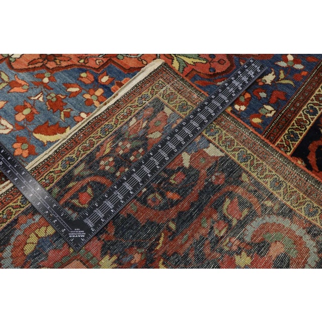 Early 20th Century Antique Persian Sarouk Farahan Rug - 08'04 X 11'09. For Sale - Image 5 of 9