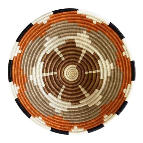 African Sweet Grass and Sisal Woven Basket For Sale In Dallas - Image 6 of 6