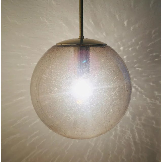 1970s Large Mid-Century Smoked Air-Bubbled Glass Ball Pendant Light from Limburg, Germany, 1970s For Sale - Image 5 of 12