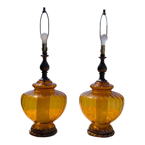 Pair of Vintage Amber Glass Lamps With Brass Bases – Mid-Century Hollywood Regency Lighting, 1960s