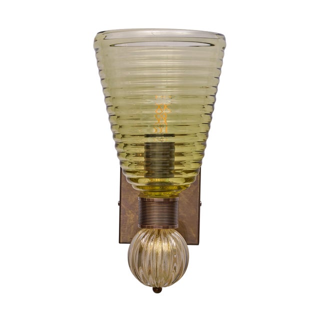 Traditional Murano Olive Green Glass and 24 Carat Gold Avventurine Sconces - a Pair For Sale - Image 3 of 10