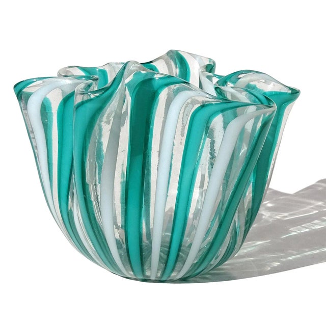 Murano Venini Murano Bianconi Vintage Teal Green White Filigrana Ribbons Italian Art Glass Decorative Fazzoletto Vase For Sale - Image 4 of 6