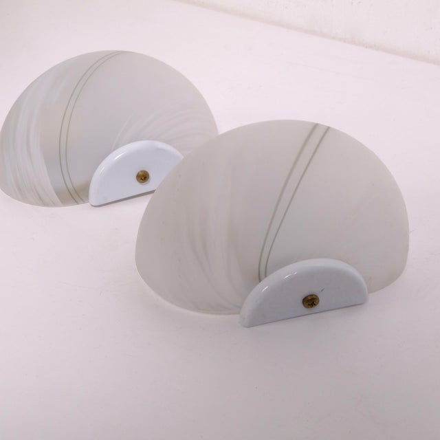 White Murano Glass Wall Lights with Tone-on-Tone, 1970s, Set of 2 For Sale - Image 15 of 18
