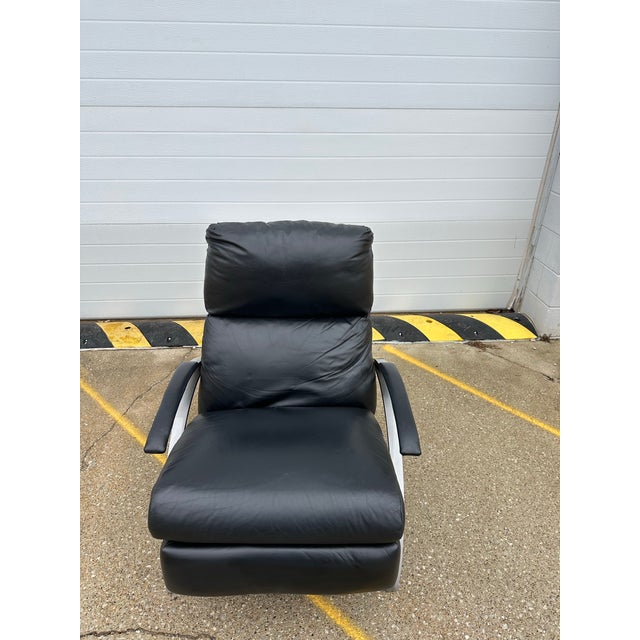 Metal Comfort Designs Black Leather Recliner For Sale - Image 7 of 10