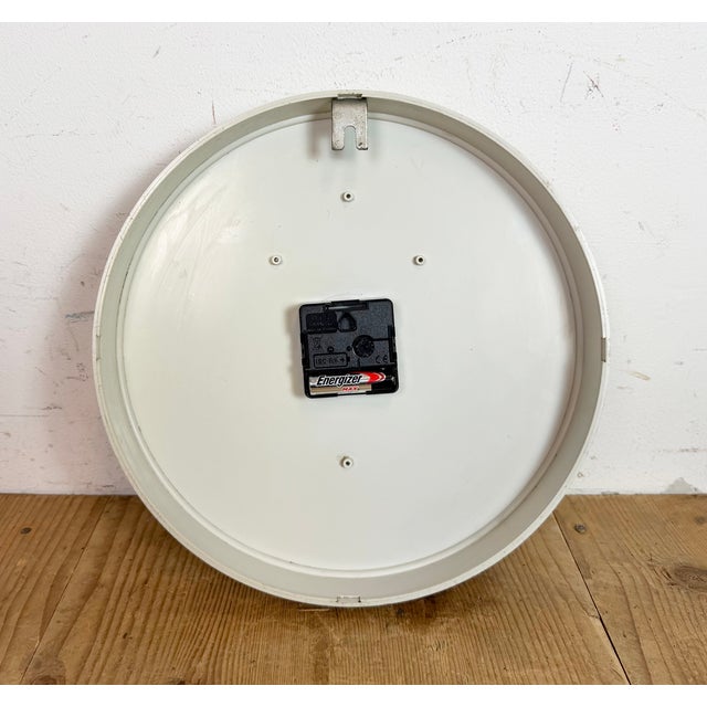 Vintage Office Wall Clock from Elektročas, 1990s For Sale - Image 17 of 18
