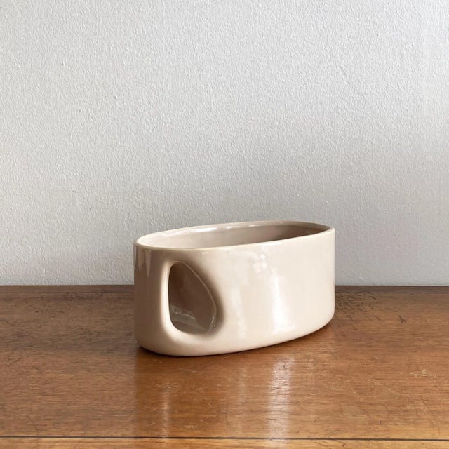 Royal Haeger Haeger Beige Ecru Oblong Abstract Vase, Postmodern For Sale - Image 4 of 13