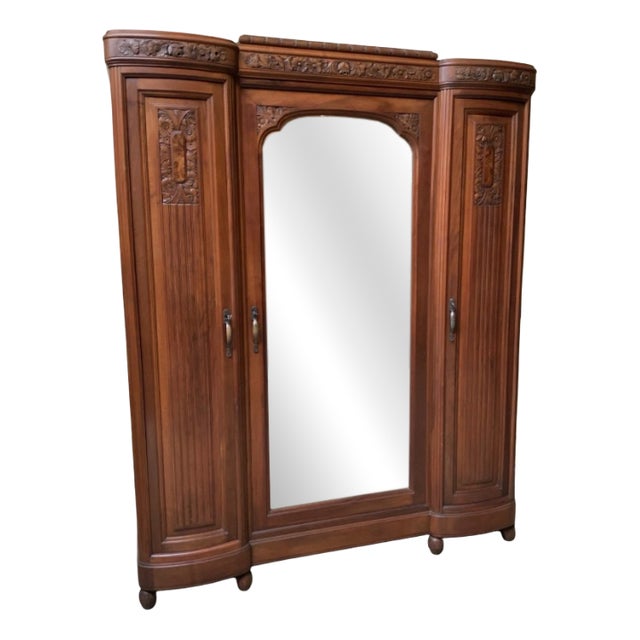 Vintage Art Deco Wardrobe in Walnut, 1930 For Sale