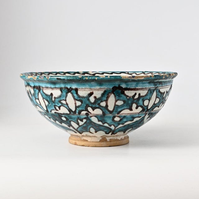 1960s Large Vintage Uzbek Pottery Bowl, 1950s For Sale - Image 5 of 10