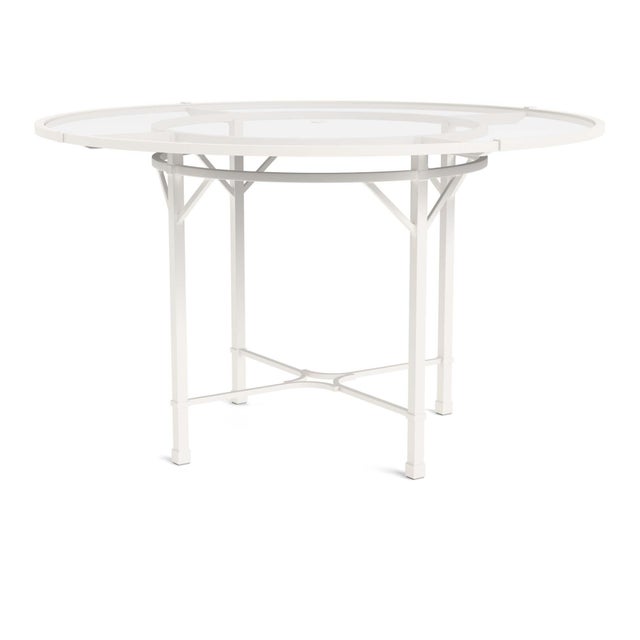 Brown Jordan Venetian 48" Round Dining Table - Glass Umbrella Top in Chalk For Sale