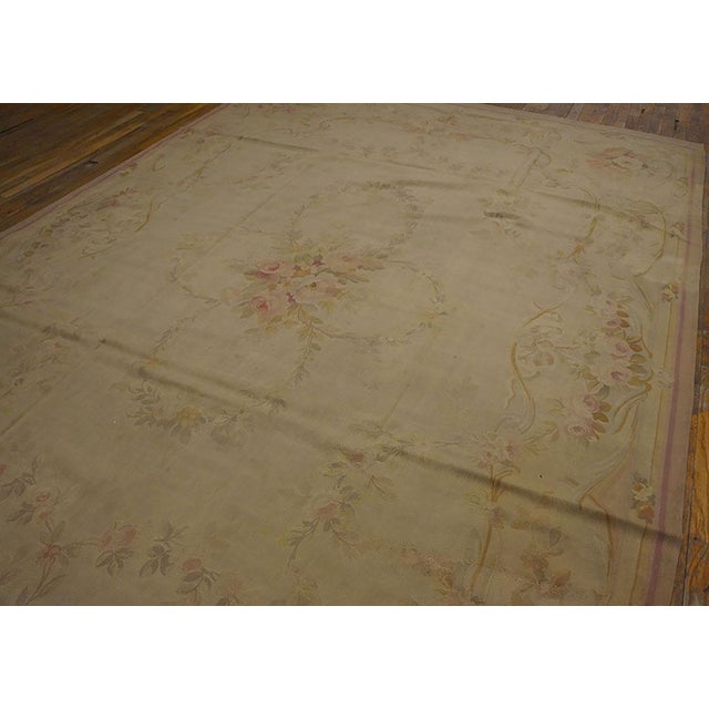 French 1930s Beige Floral Bouquet Antique Aubusson French Rug 8' X 11'5" Flatweave Wool Carpet For Sale - Image 3 of 6