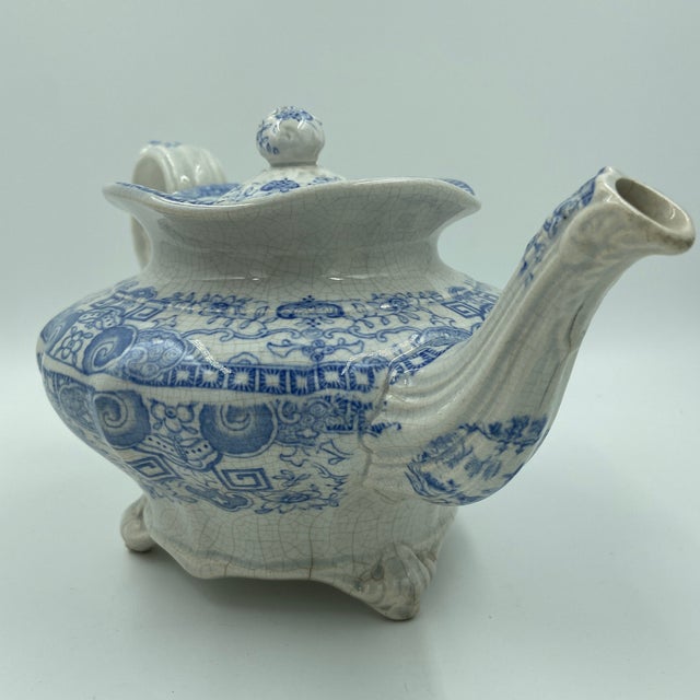 Early 19th Century English Blue & White Transferware Teapot, Staffordshire c.1820 For Sale - Image 10 of 12