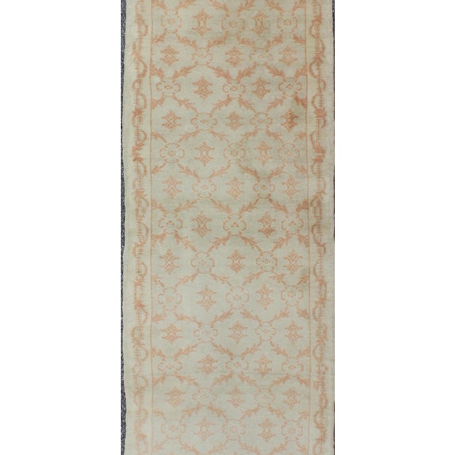 Traditional Latticework Vintage Turkish Oushak Runner in Light Cream and Coral 2'10 X 11'3 For Sale - Image 3 of 8