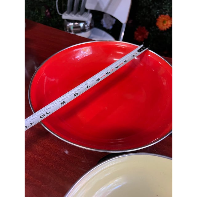 Paint 1970s Yugoslavia Collection of Enamel Bowls, Red, Yellow, Blue For Sale - Image 7 of 11