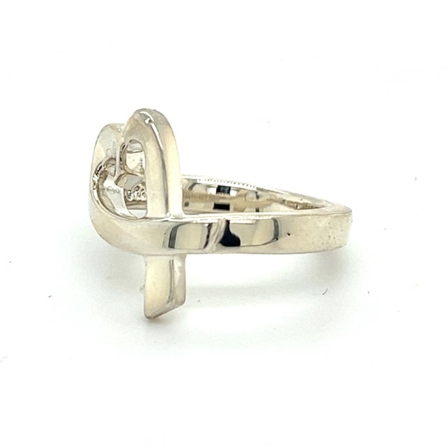 1990s Tiffany & Co Estate Heart Ring Size 4.75 Sterling Silver, Size 4.75 For Sale - Image 5 of 7