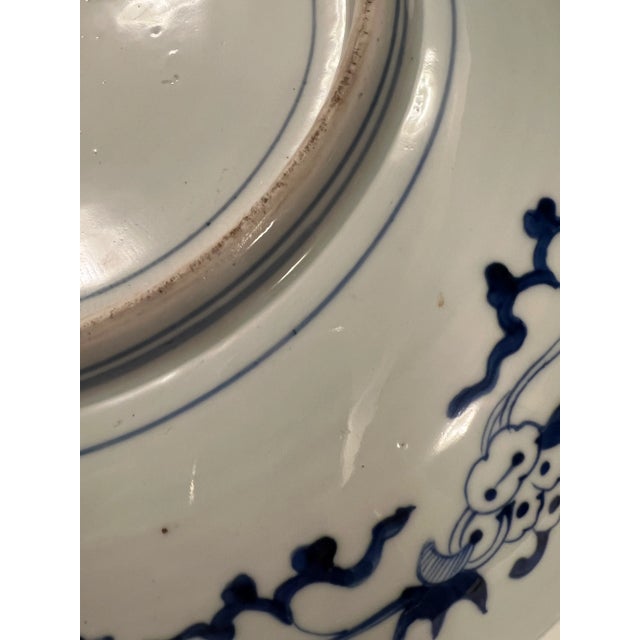 Late 18th Century 1870 Japanese Arita Meiji Period Charger Blue White Peony Butterfly Pattern For Sale - Image 5 of 5