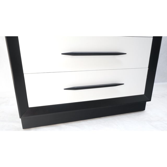Mid 20th Century Pair of Black & White James Mont Style Bachelor 3 Drawer Chests Mid Century MINT For Sale - Image 5 of 15