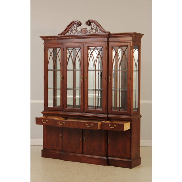 Ethan Allen Ethan Allen 18th Century Mahogany Collection Breakfront For Sale - Image 4 of 18