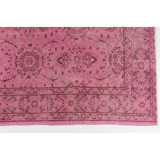 Mid 20th Century Light Pink Home Decor Carpet For Sale - Image 9 of 10