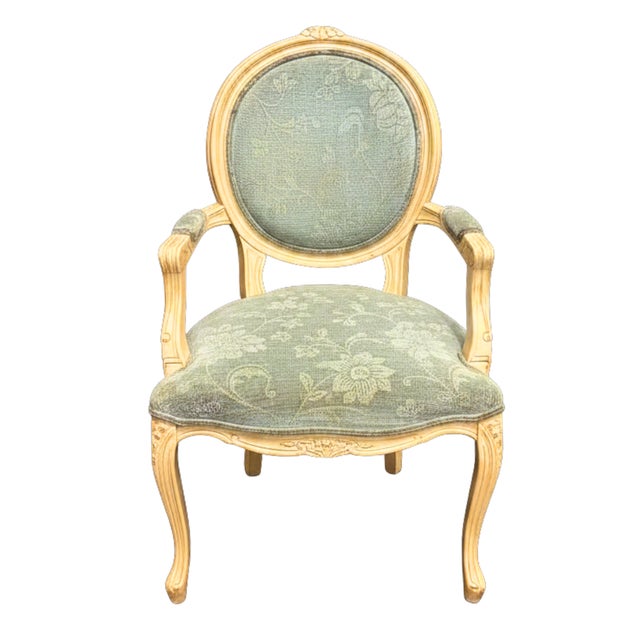 French Louis XVI Style Dining Chairs and Armchairs in Faded Teal Floral Upholstery, 1950s, Set of 8 For Sale - Image 4 of 11