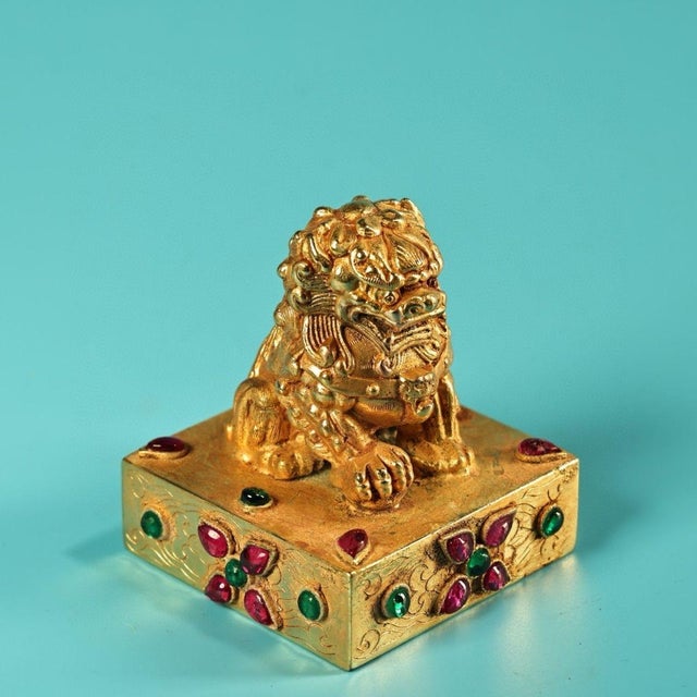 Bronze Gilt Bronze Guardian Lion Seal – 2.2" Foo Dog Stamp With Gemstone Inlay & Seal Script For Sale - Image 8 of 9
