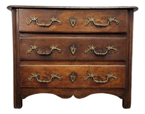Antique Parisian Chest of Drawers in Oak, 1780