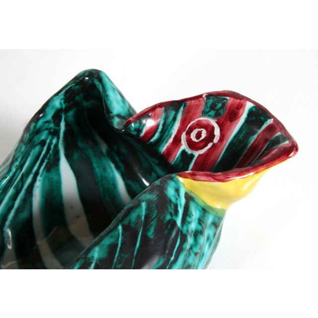 Mid-Century Modern Mid Century Modern Italian Majolica Ceramic Parrot Dish / Bowl For Sale - Image 3 of 7