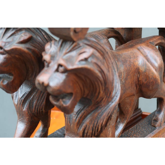 Pair of Large Antique Carved Oak Lions Bookends – 19th Century Renaissance Revival Corbels – Gothic Bookends – Architectural Wood Decor For Sale - Image 9 of 15