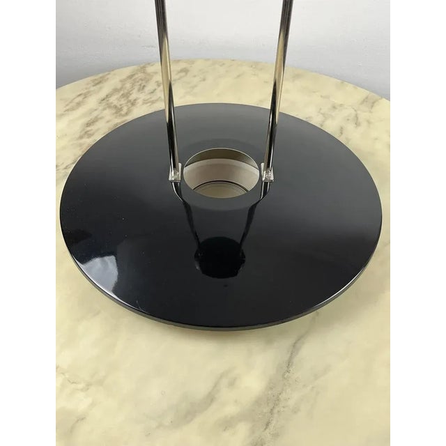 Vintage chandelier in enamelled and glass aluminum, Elio Martinelli for Martinelli Luce Italia, 80s/90s Found in an...