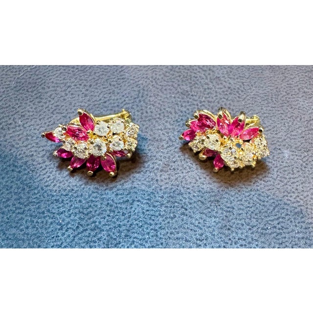 1.6 Ct Natural Marquise Ruby & 1.5 Ct Diamond Clip on Earring 18 KYG For Sale - Image 11 of 18