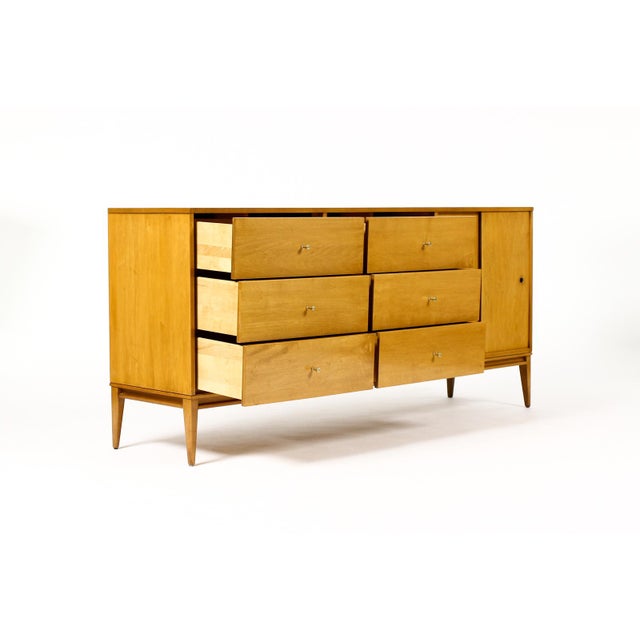 1950s 1950s Attributed to Paul McCobb Planner Group Maple Low Dresser — 6 Drawer + Sliding Doors For Sale - Image 5 of 9