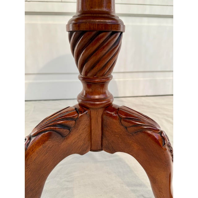 Traditional Flame Mahogany Pedestal Table With Inlaid Sunburst Top & Ball and Claw Feet For Sale In Los Angeles - Image 6 of 12