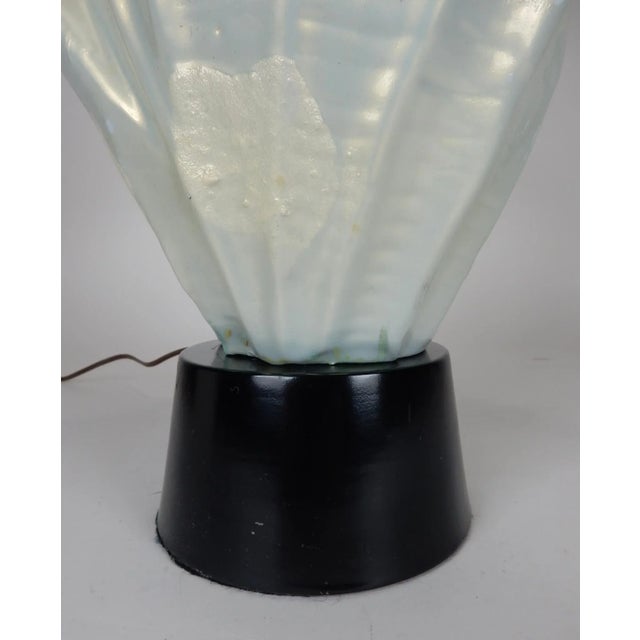 Metal Vintage 1960s Faux Conch Shell Ceramic Table Lamp For Sale - Image 7 of 10
