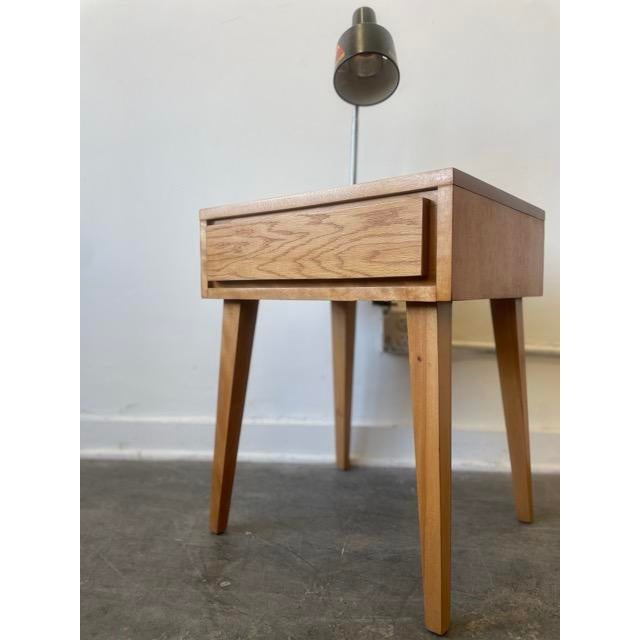 Wood Single 1950's Nightstand by Leslie Diamond for Conant Ball, Attributed For Sale - Image 7 of 8