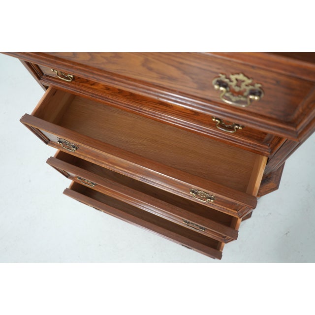 1980s Thomasville Oak 6 Drawer High Chest For Sale - Image 5 of 16